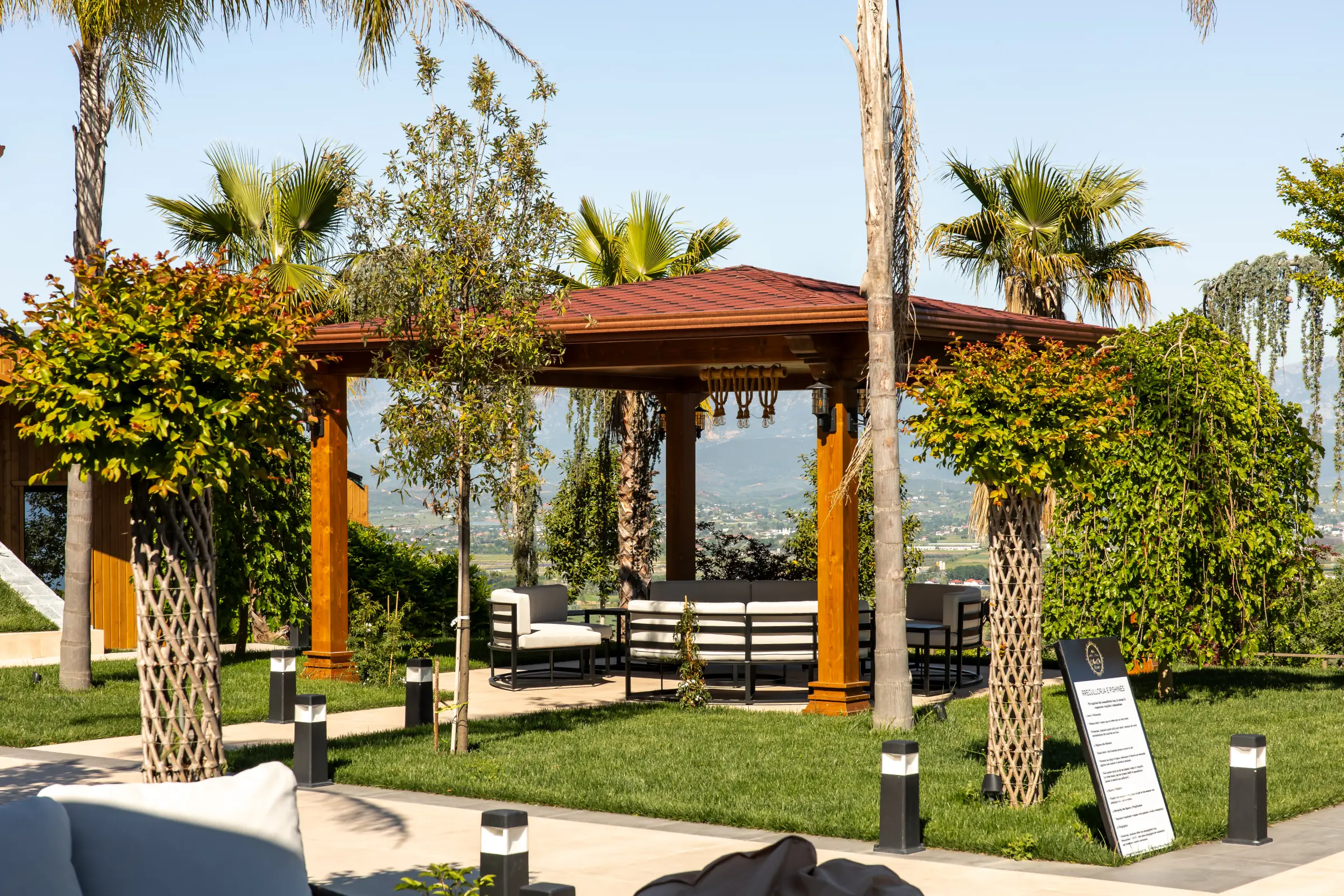 Nature & Outdoor Spaces